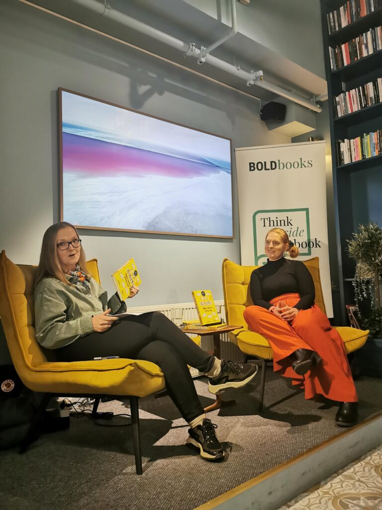 Karianne og Sarah bokbad